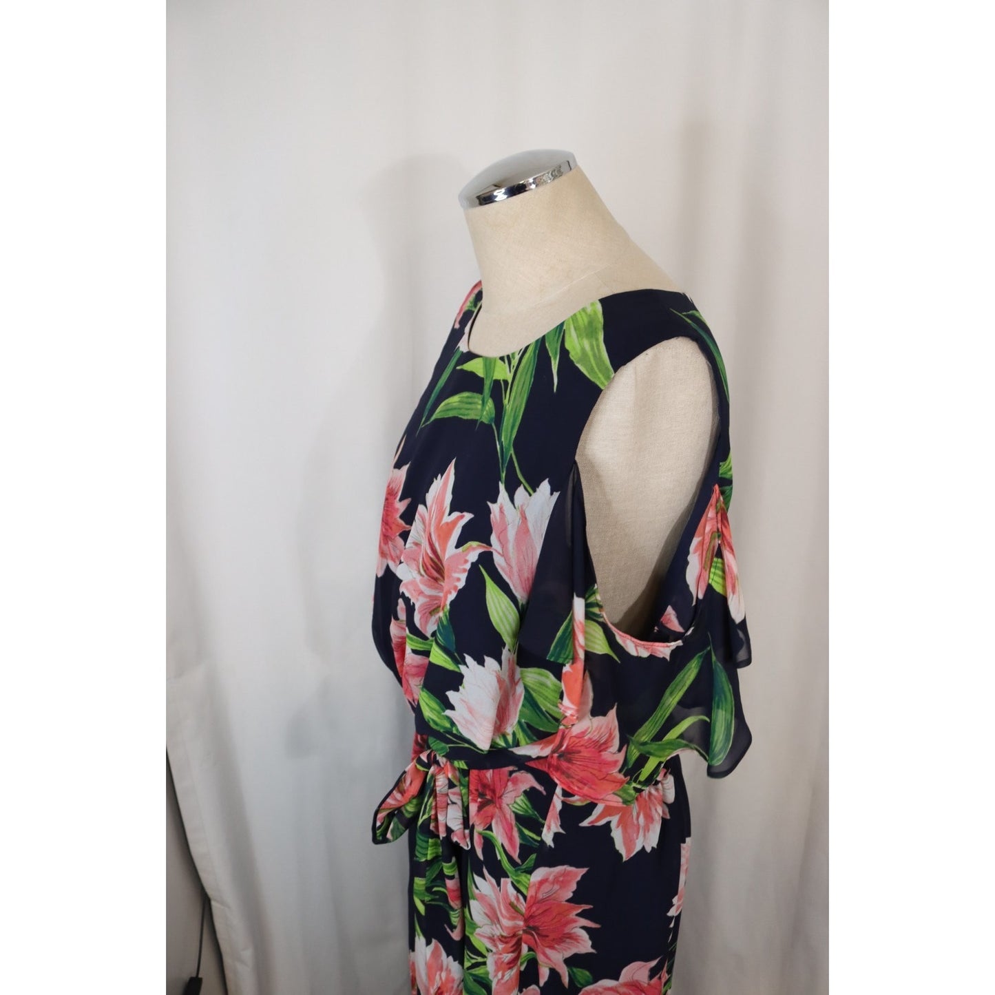 Eliza J Floral Dress Cold Shoulder 16W Slit Tie