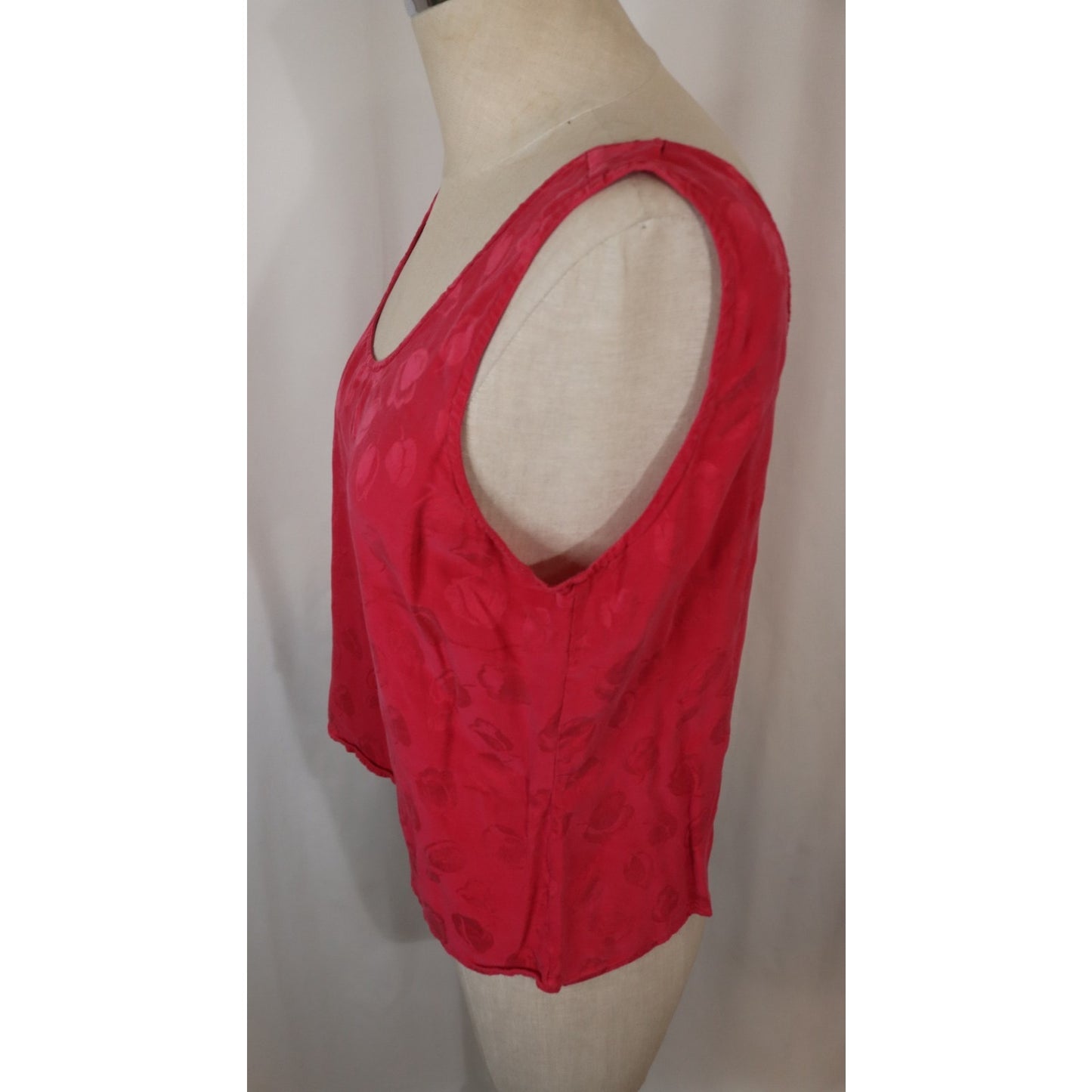 Silx Silk Top Large Short Sleeve Cropped Red