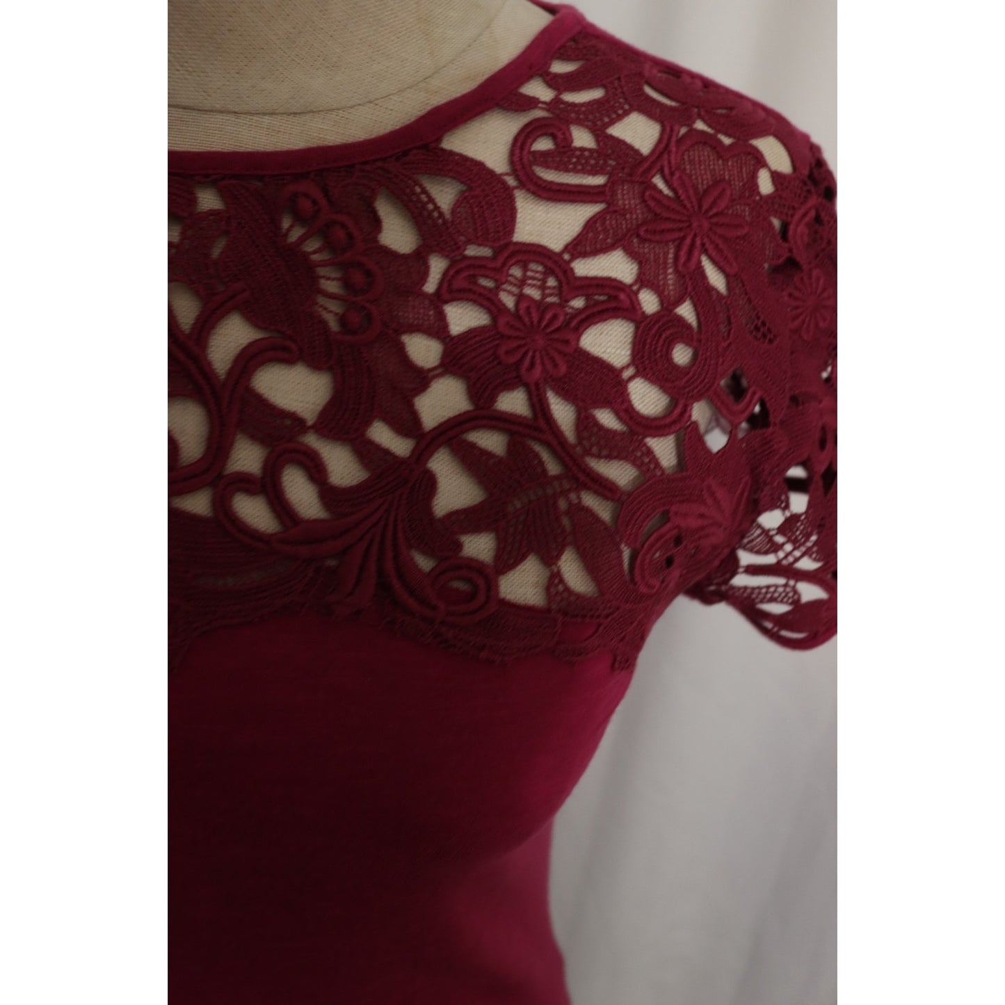 Sundance Short Sleeve Top XS Lace Purple Short Sleeve