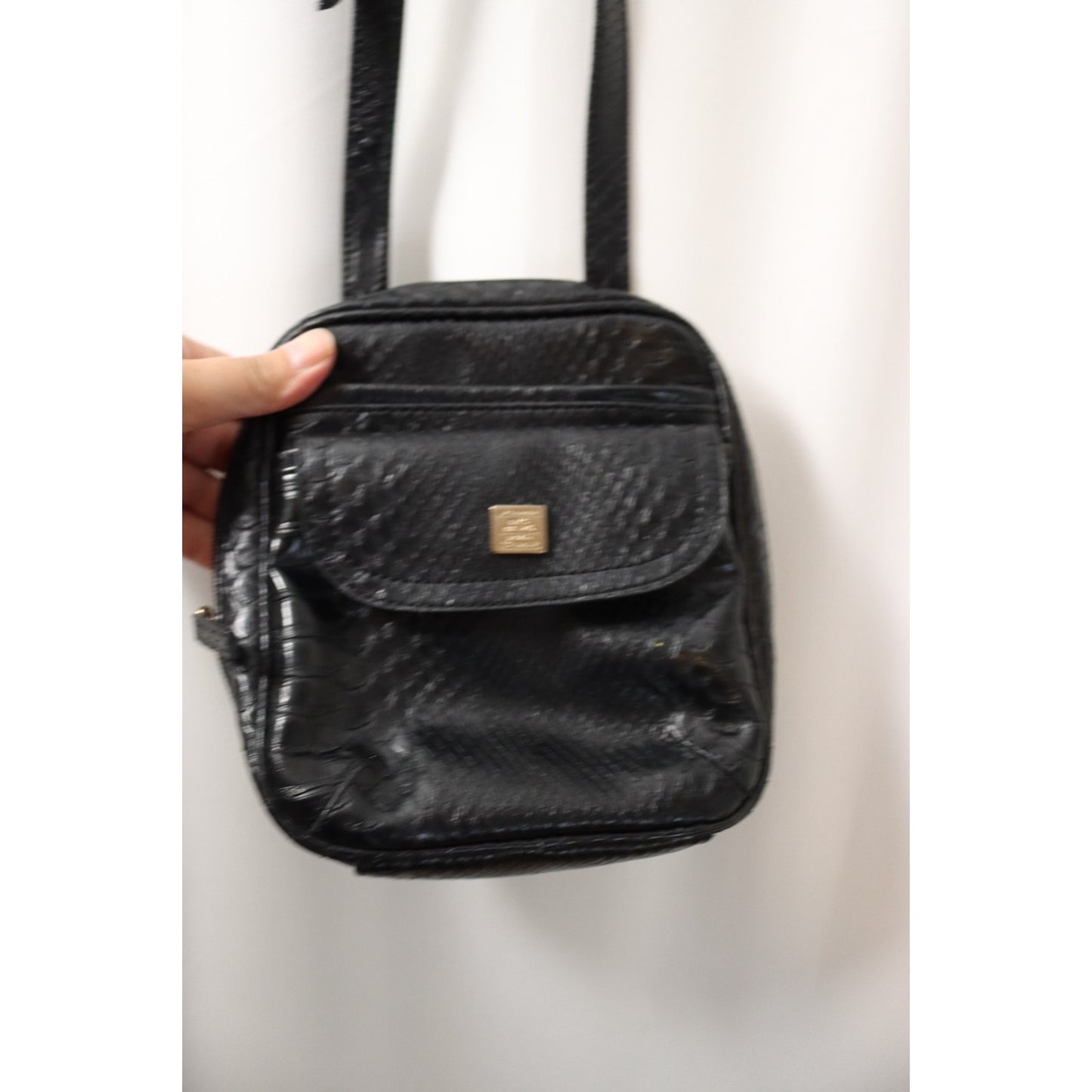 Liz Clairborne Black Crossbody Purse Crocodile Print