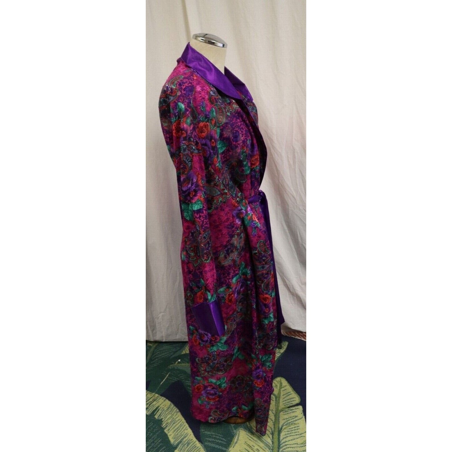 Vintage 90s Victoria’s Secret Gold Label Floral Midi Kimono Robe ~ M/L w/tie
