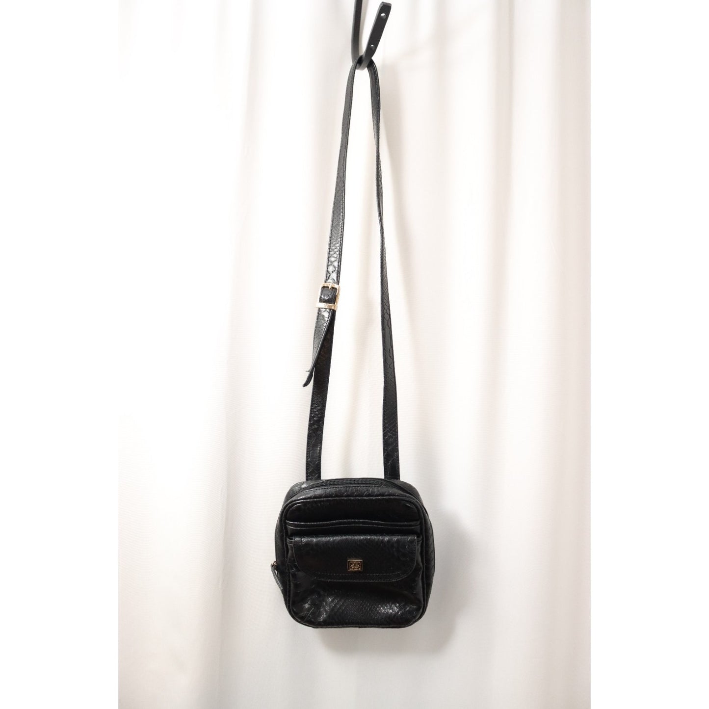 Liz Clairborne Black Crossbody Purse Crocodile Print