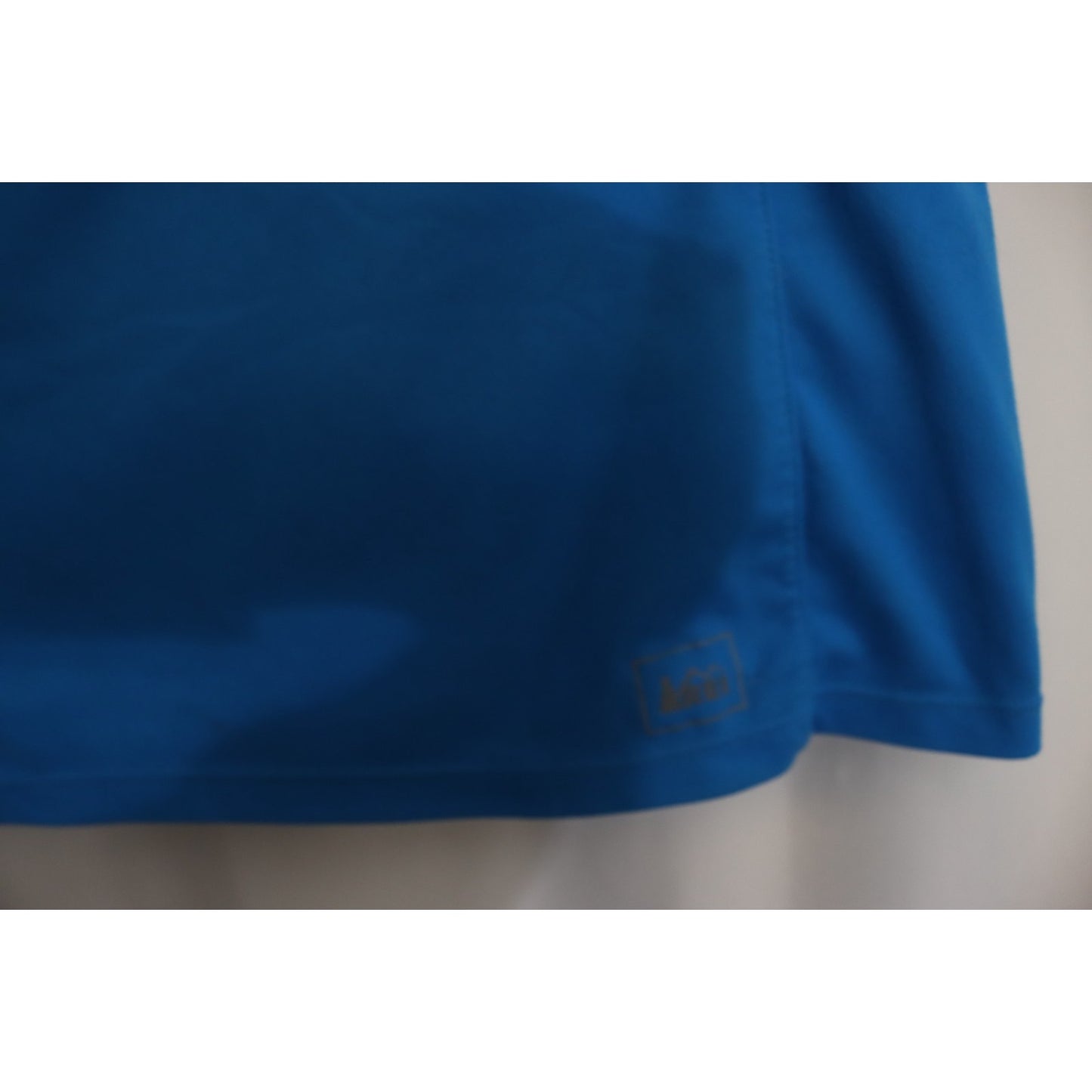 REI Blue Medium Short Sleeve Top Sports Mesh Armpits