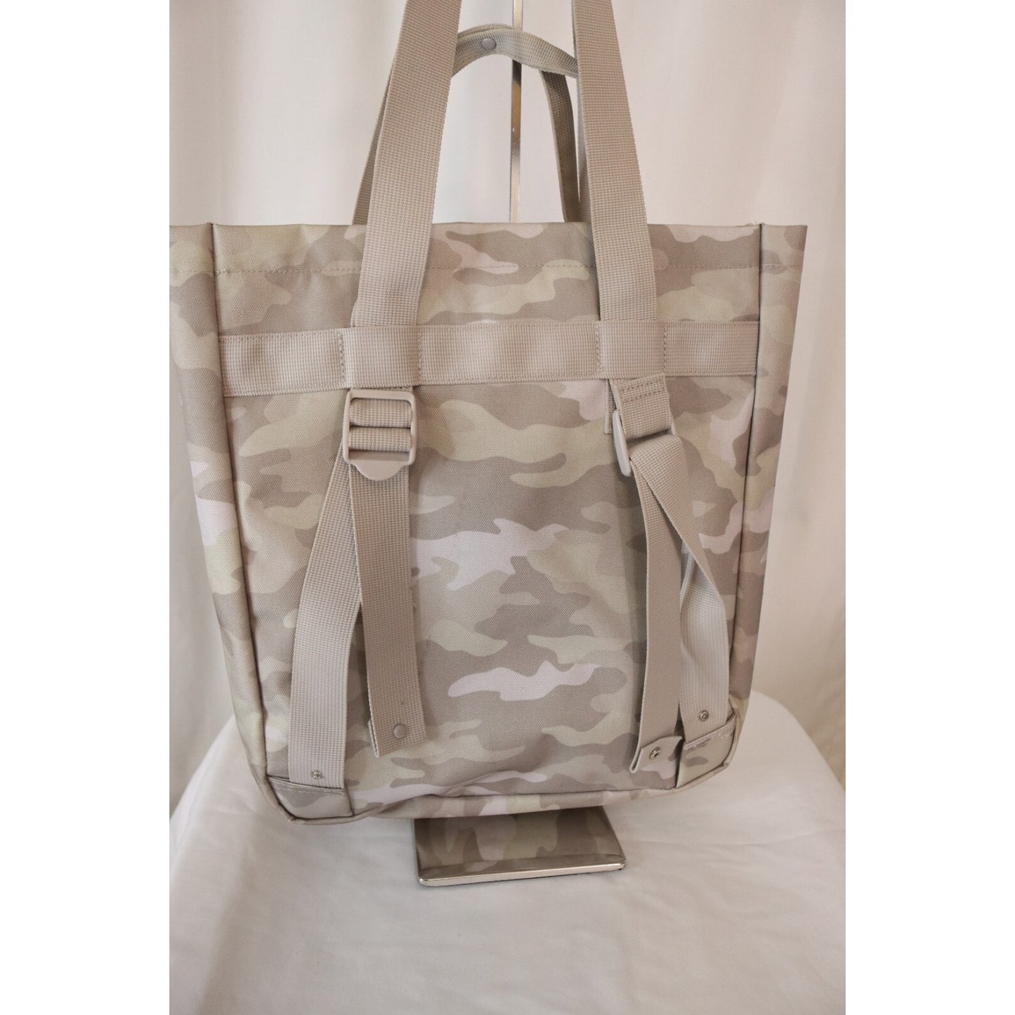 Victoria’s Secret Pink Convertible Camouflage Backpack Tote Bag (21)