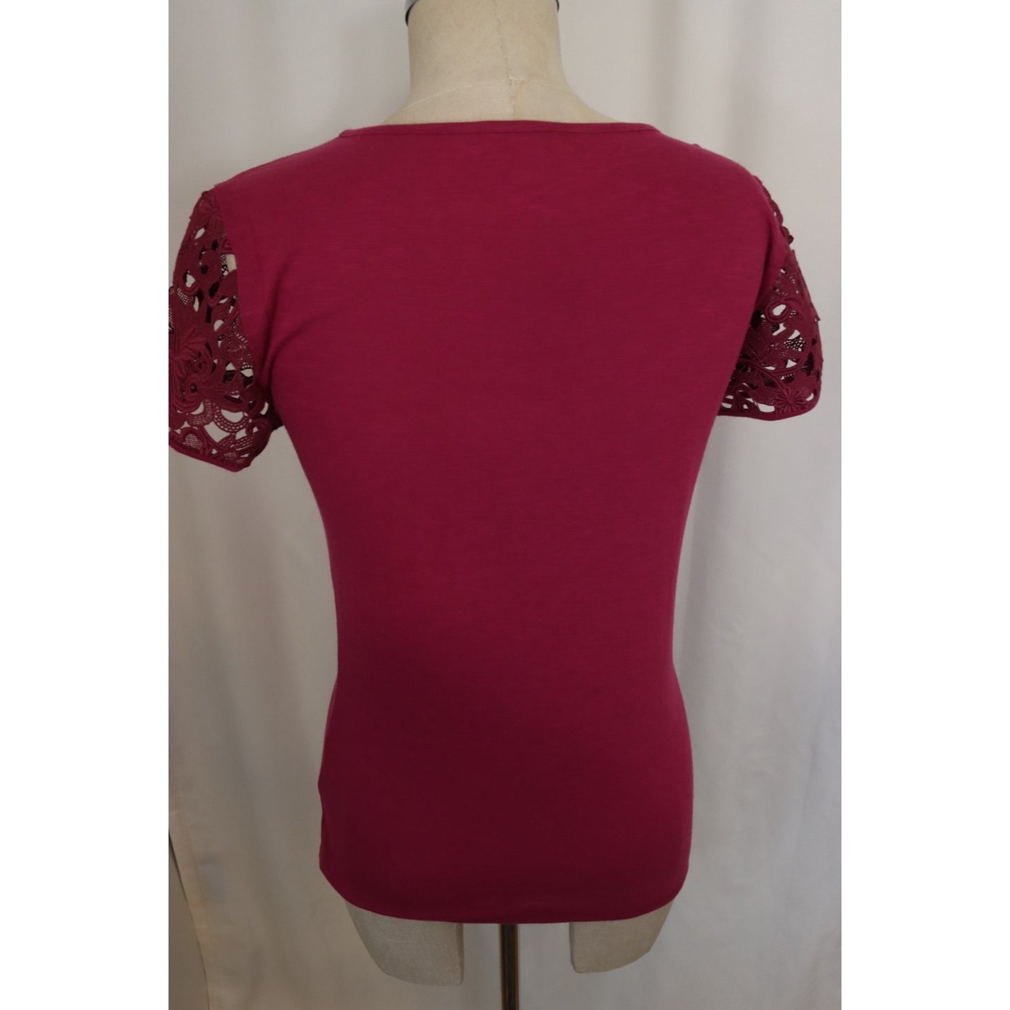 Sundance Short Sleeve Top XS Lace Purple Short Sleeve
