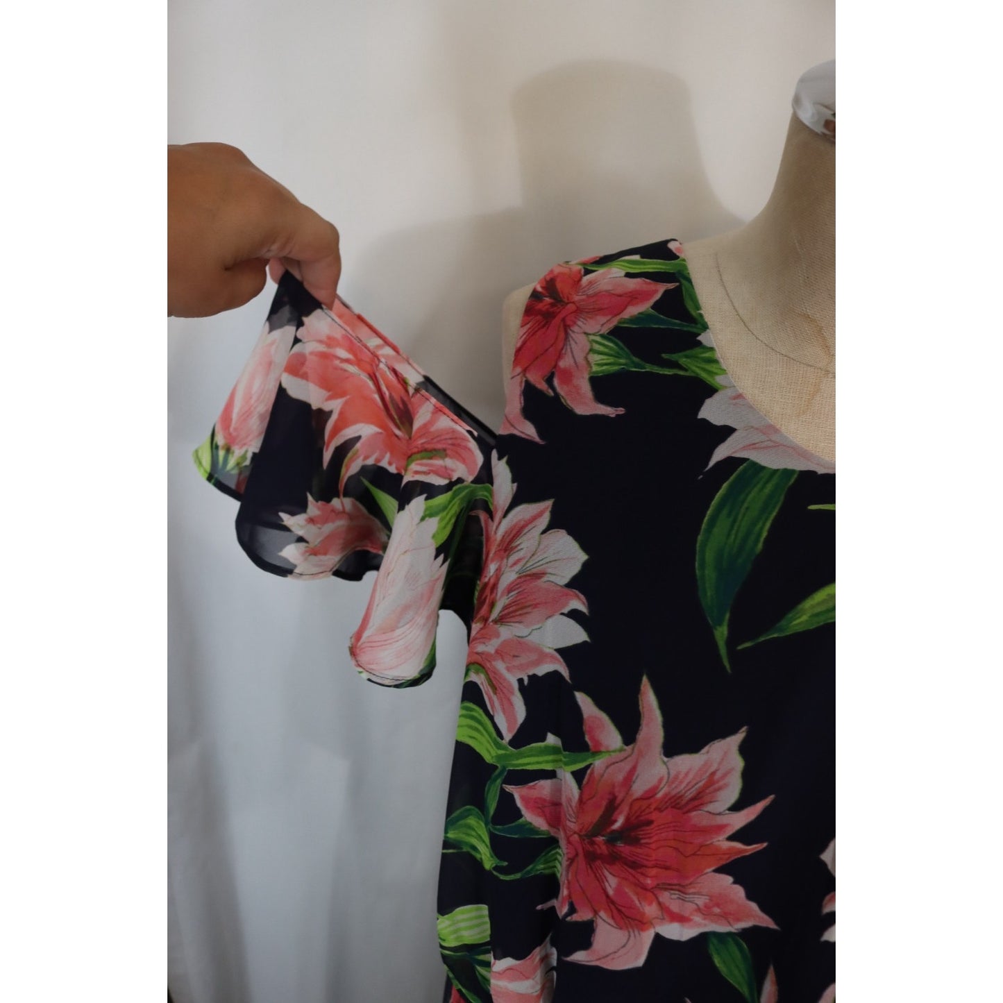 Eliza J Floral Dress Cold Shoulder 16W Slit Tie
