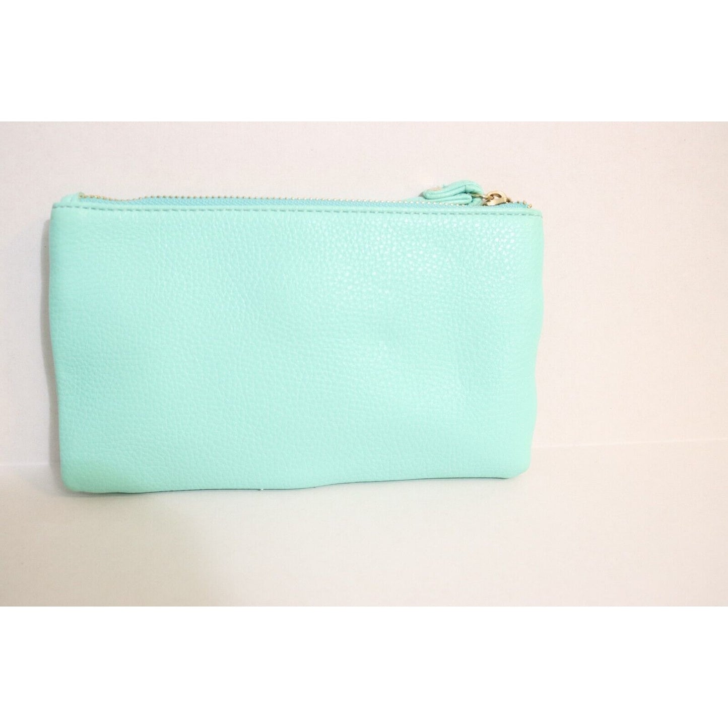 Charming Charlie Teal Wristlet Pockets