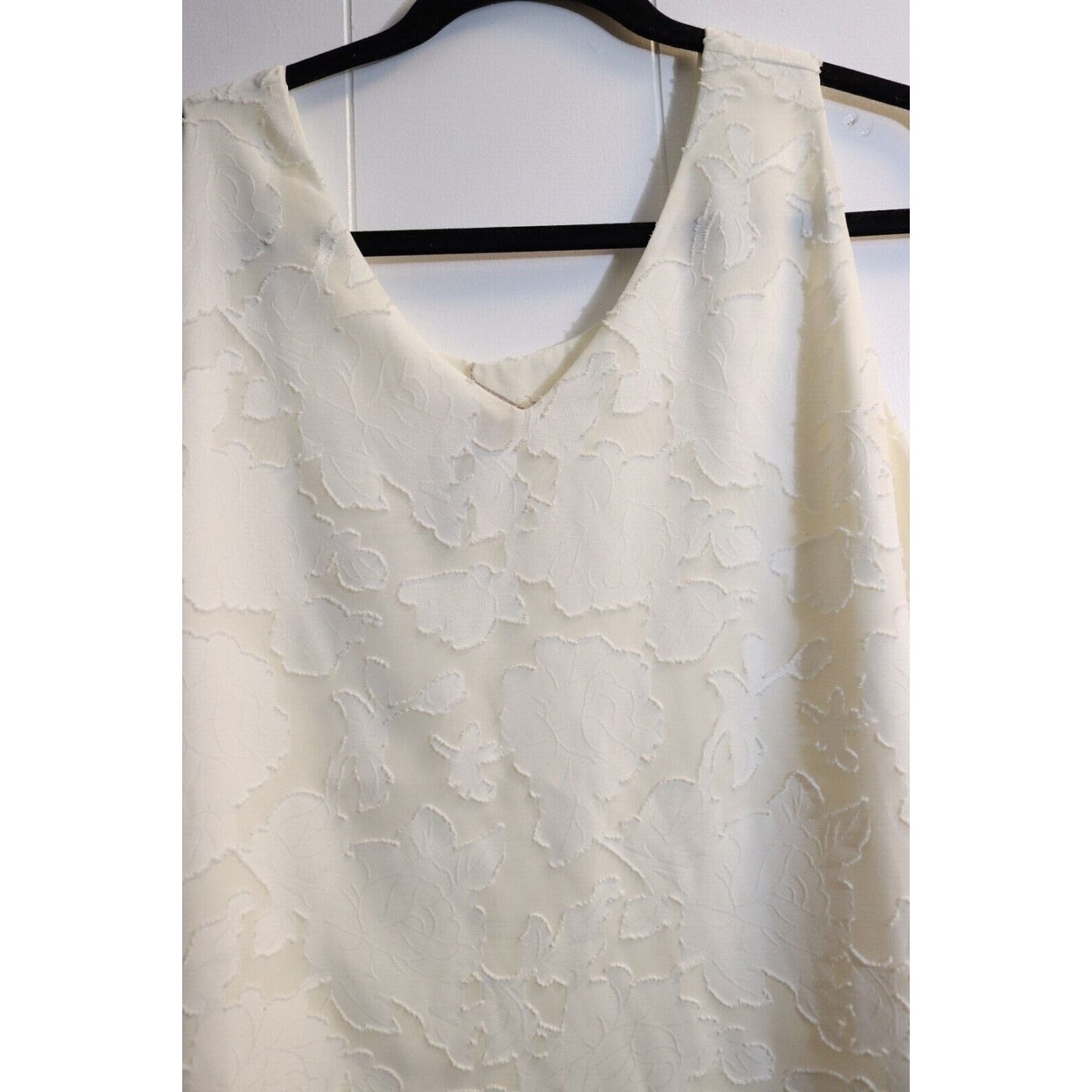 Chico's Lace Overlay Lining Size 1/ Small Sleeveless Cream