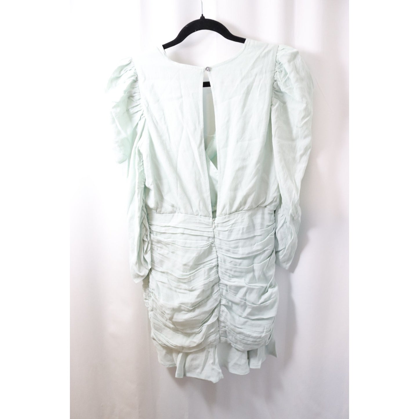 NWT Forever 21 Small Light Green Dress Bodycon V Neck Ruching Long Sleeve