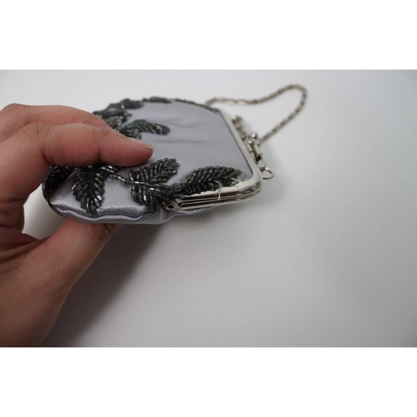 Silver Beaded Evening Handbag Kisslock Grey